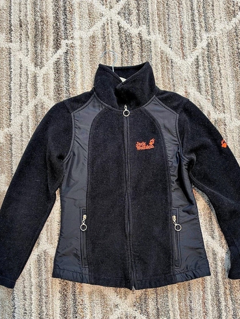 Jack Wolfskin Black Fleece Jacket ski base layer